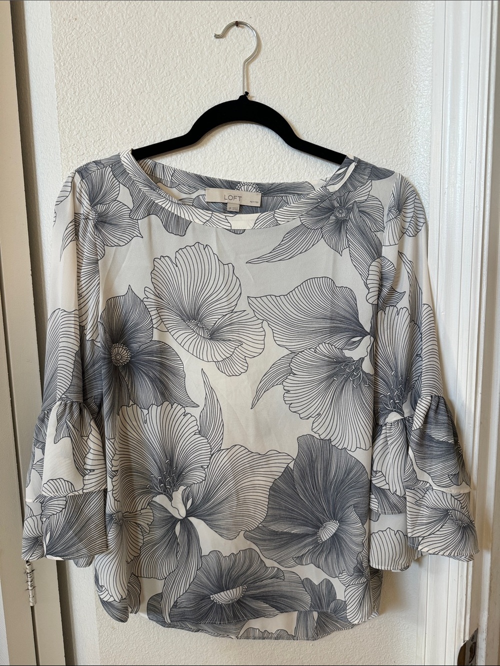 LOFT Ivory and Gray Floral Ruffle-Sleeve Top